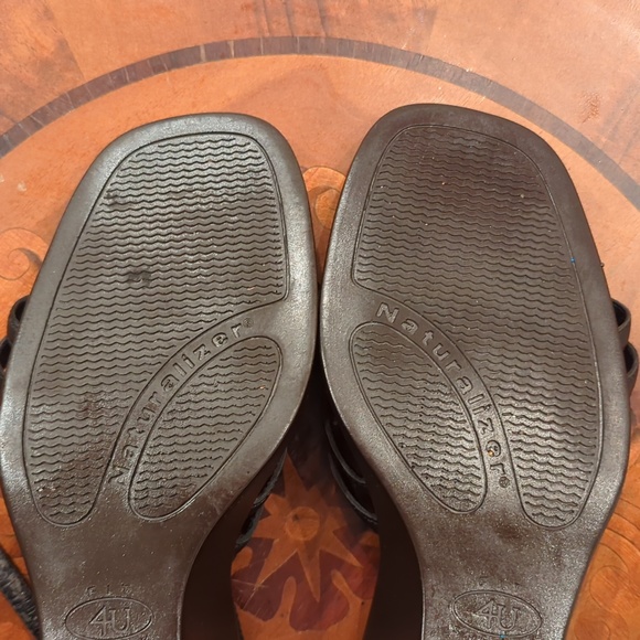 'Naturalizer' brand Size 9 Leather upper. Meyer&Frank's sold. - Picture 9 of 10